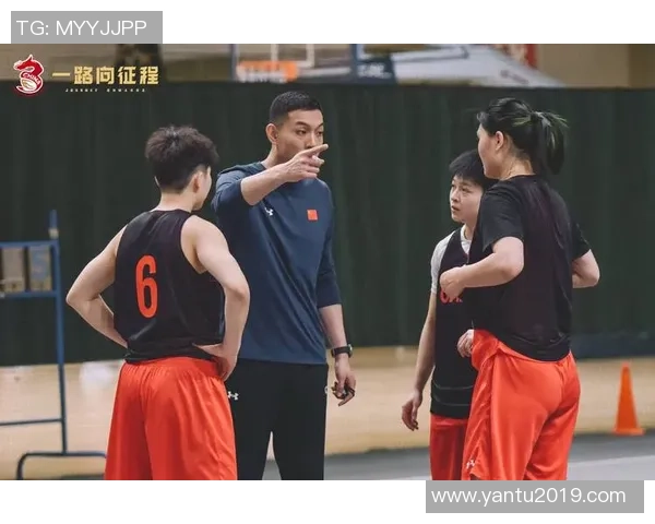 重庆篮球队在洲际杯中的默契配合与战术执行分析