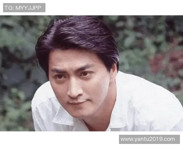 香港足球明星何家劲的精彩瞬间与职业生涯回顾